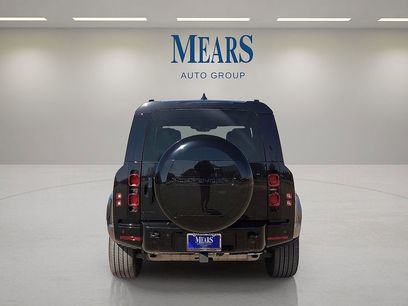 Used 2024 Land Rover Defender 110 X-Dynamic SE