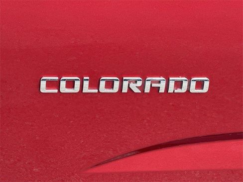Used 2020 Chevrolet Colorado ZR2 image 34