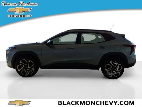 Used 2024 Chevrolet Trax RS w/ Driver Confidence Package FWD image 6
