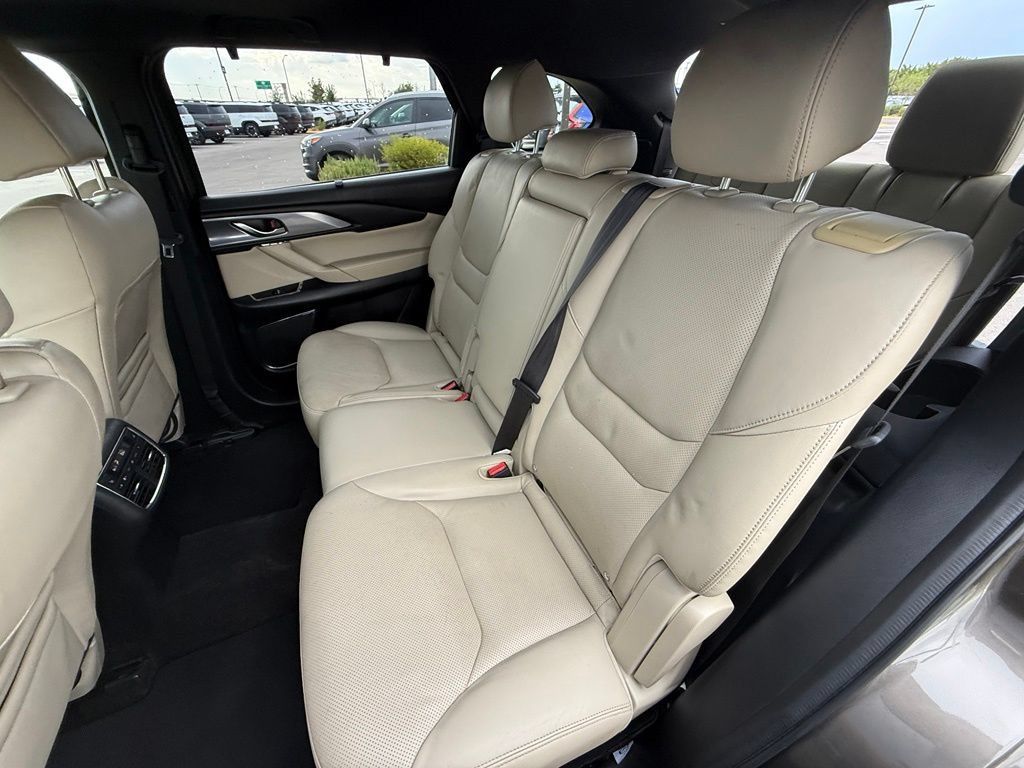 Used 2018 MAZDA CX-9 Grand Touring FWD image 14