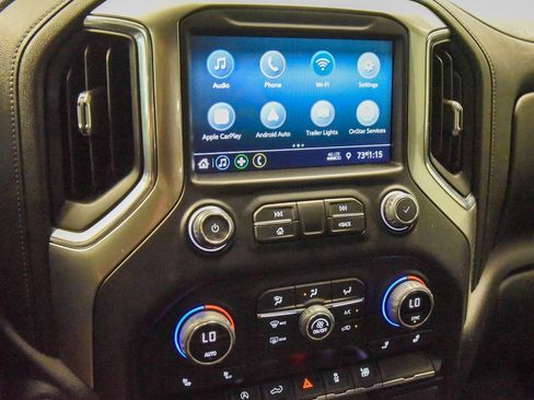 Used 2021 Chevrolet Silverado 1500 RST image 7