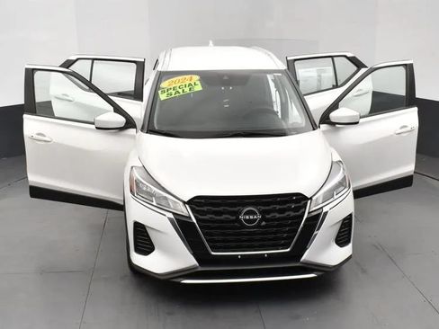 Used 2024 Nissan Kicks SV FWD image 10