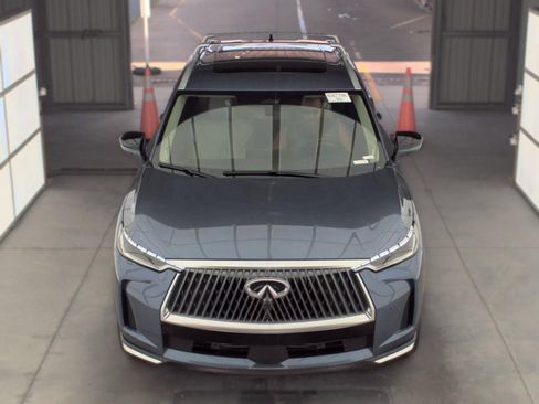 Certified 2026 INFINITI QX60 Luxe w/ Cargo Package FWD image 2
