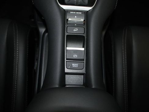 Certified 2025 Honda HR-V EX-L image 34