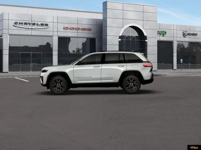 New 2026 Jeep Grand Cherokee Altitude