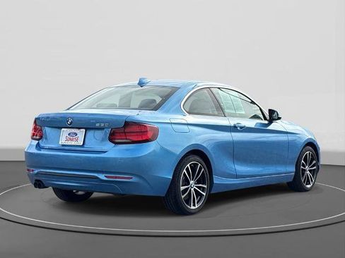 Used 2020 BMW 230i Coupe w/ Premium Package image 5