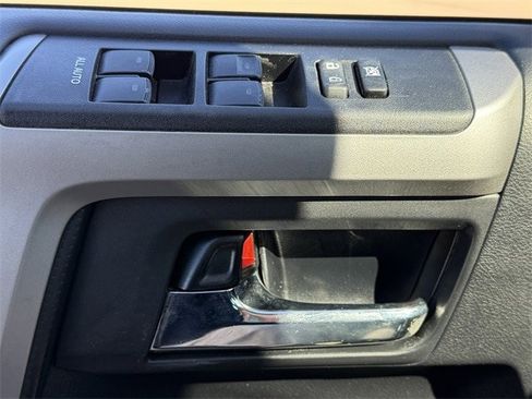 Used 2014 Toyota 4Runner SR5 image 21