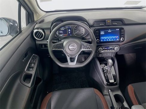 New 2025 Nissan Versa SR w/ Trunk Package image 16