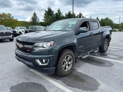 Used 2018 Chevrolet Colorado Z71 AWD/4WD image 1