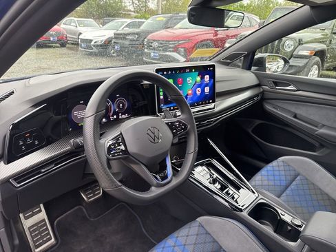 Used 2025 Volkswagen Golf R AWD/4WD image 15