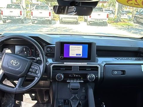 Used 2025 Toyota Tacoma SR5 image 12