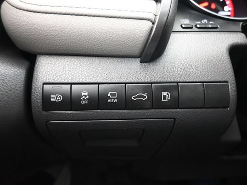 Used 2018 Toyota Camry XSE w/ Driver Assist Package FWD image 27
