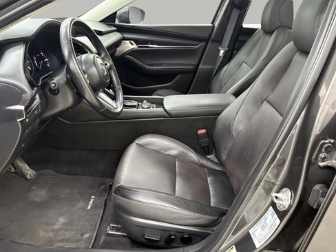 Used 2019 MAZDA MAZDA3 Sedan w/ Premium Package image 11