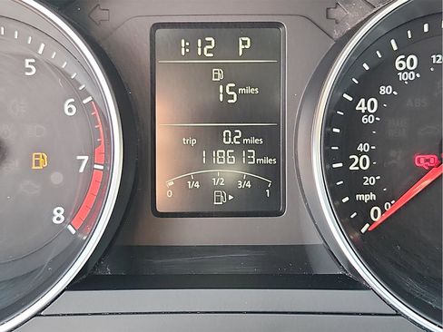 Used 2016 Volkswagen Jetta S image 24