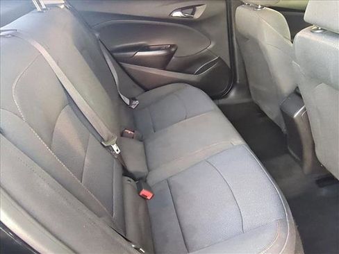 Used 2017 Chevrolet Cruze LS image 18