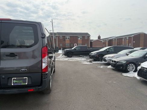 Used 2017 Ford Transit 250 130 Low Roof image 14