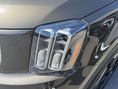 Certified 2023 Kia Telluride S w/ S Sunroof Package AWD/4WD image 8