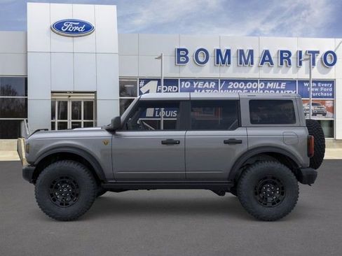 New 2026 Ford Bronco Badlands AWD/4WD image 3