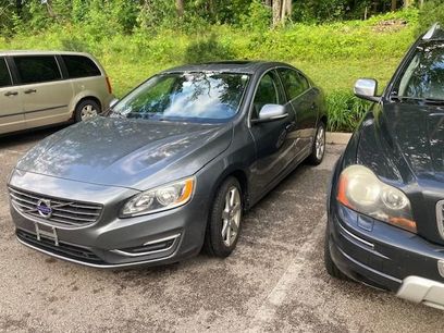 Used 2016 Volvo S60 T5 Premier w/ Convenience Package