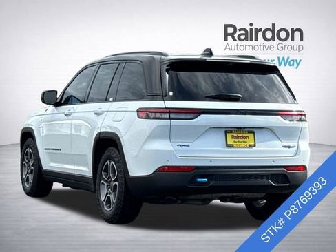 Used 2023 Jeep Grand Cherokee Trailhawk w/ Advanced Protech Group II image 4