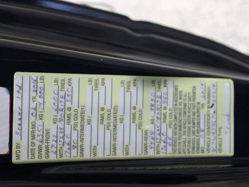 Used 2016 RAM 3500 SLT w/ Quick Order Package 29G SLT image 20