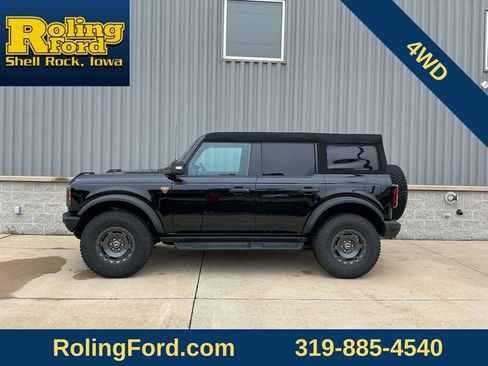 Used 2024 Ford Bronco Badlands AWD/4WD image 2