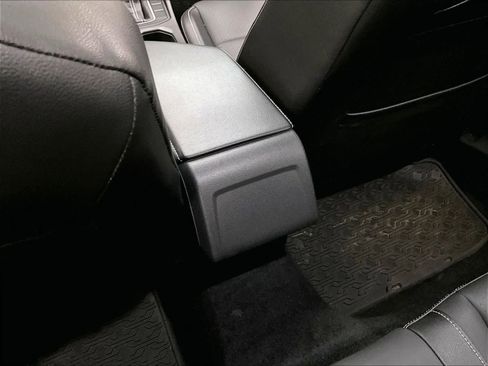 Used 2024 Volkswagen Jetta SE w/ Panoramic Sunroof Package FWD image 35