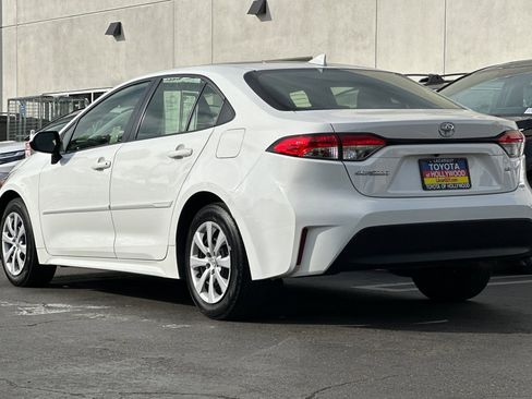 Used 2023 Toyota Corolla LE image 6