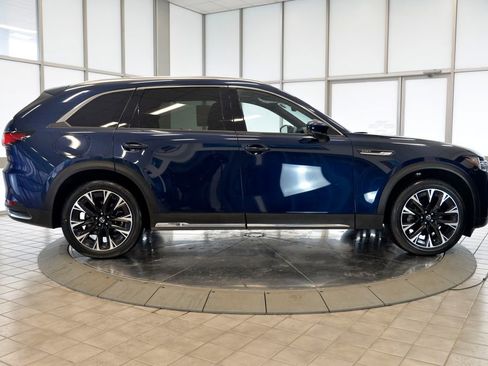 Certified 2024 MAZDA CX-90 Plug-In Hybrid w/ Premium Plus image 9