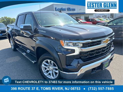 Certified 2022 Chevrolet Silverado 1500 LT AWD/4WD image 1