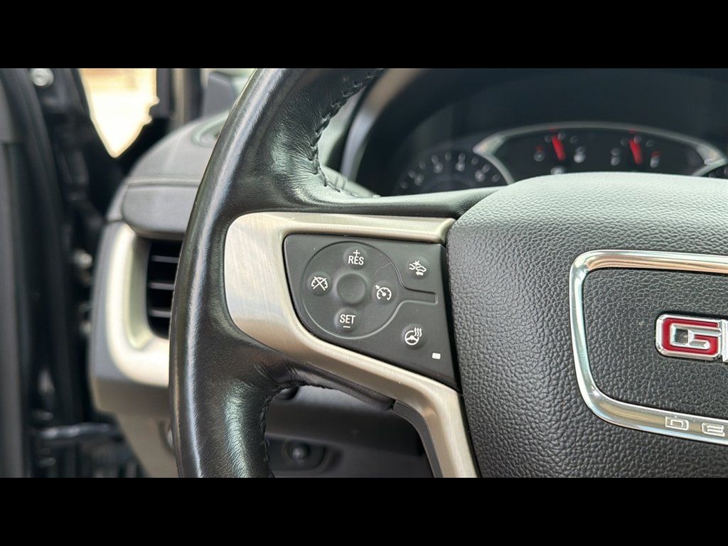 Used 2019 GMC Terrain Denali w/ GMC Pro Grade Package AWD/4WD image 13