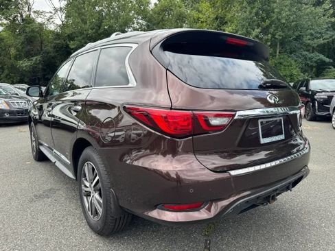 Used 2019 INFINITI QX60 Luxe w/ Essential Package AWD/4WD image 3