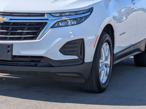Used 2022 Chevrolet Equinox LS AWD/4WD image 10