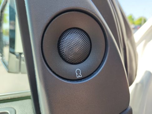 Used 2022 Lincoln Navigator Reserve image 9