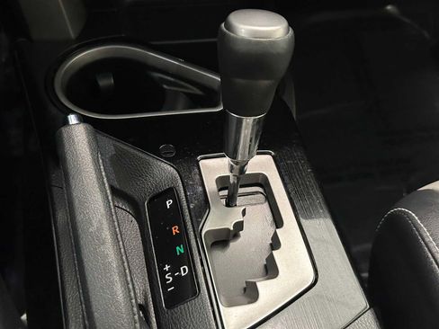 Used 2018 Toyota RAV4 Limited w/ Advanced Technology Package image 16