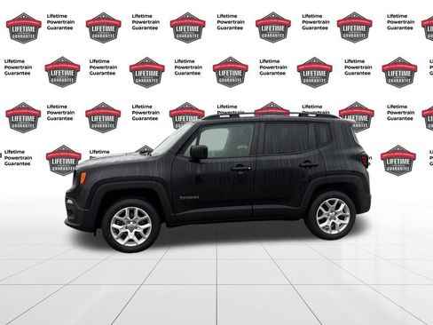Used 2018 Jeep Renegade Latitude w/ Safety & Security Group image 2