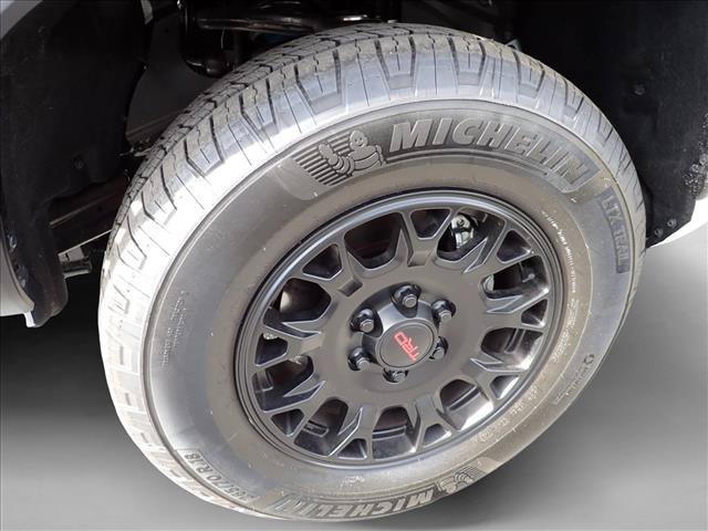 Certified 2026 Toyota Tacoma TRD Off-Road w/ TRD Off Road Premium Package AWD/4WD image 7