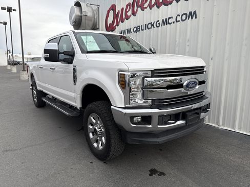 Used 2018 Ford F250 Lariat w/ Lariat Ultimate Package image 39
