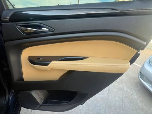 Used 2015 Cadillac SRX Performance w/ Driver Awareness Package FWD image 33