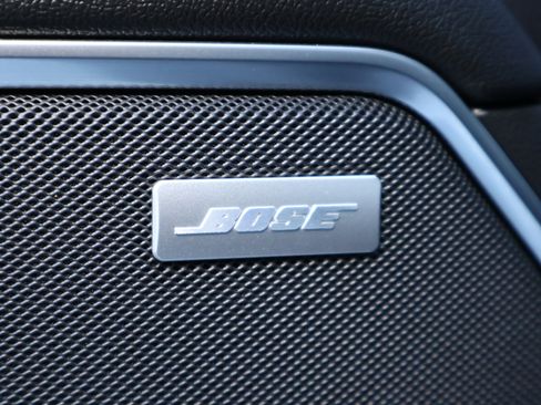 Used 2022 Chevrolet Silverado 1500 LTZ w/ LTZ Convenience Package II AWD/4WD image 10