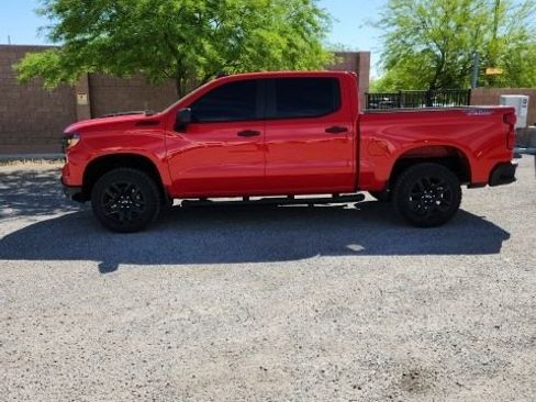 Used 2024 Chevrolet Silverado 1500 Custom Trail Boss w/ LPO, Dark Essentials Package image 8