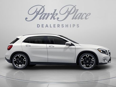 Used 2018 Mercedes-Benz GLA 250 image 27