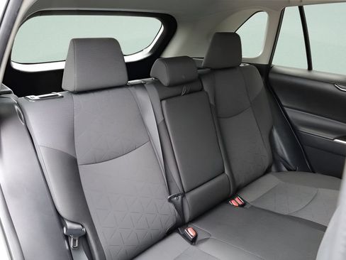 Certified 2024 Toyota RAV4 XLE AWD/4WD image 25