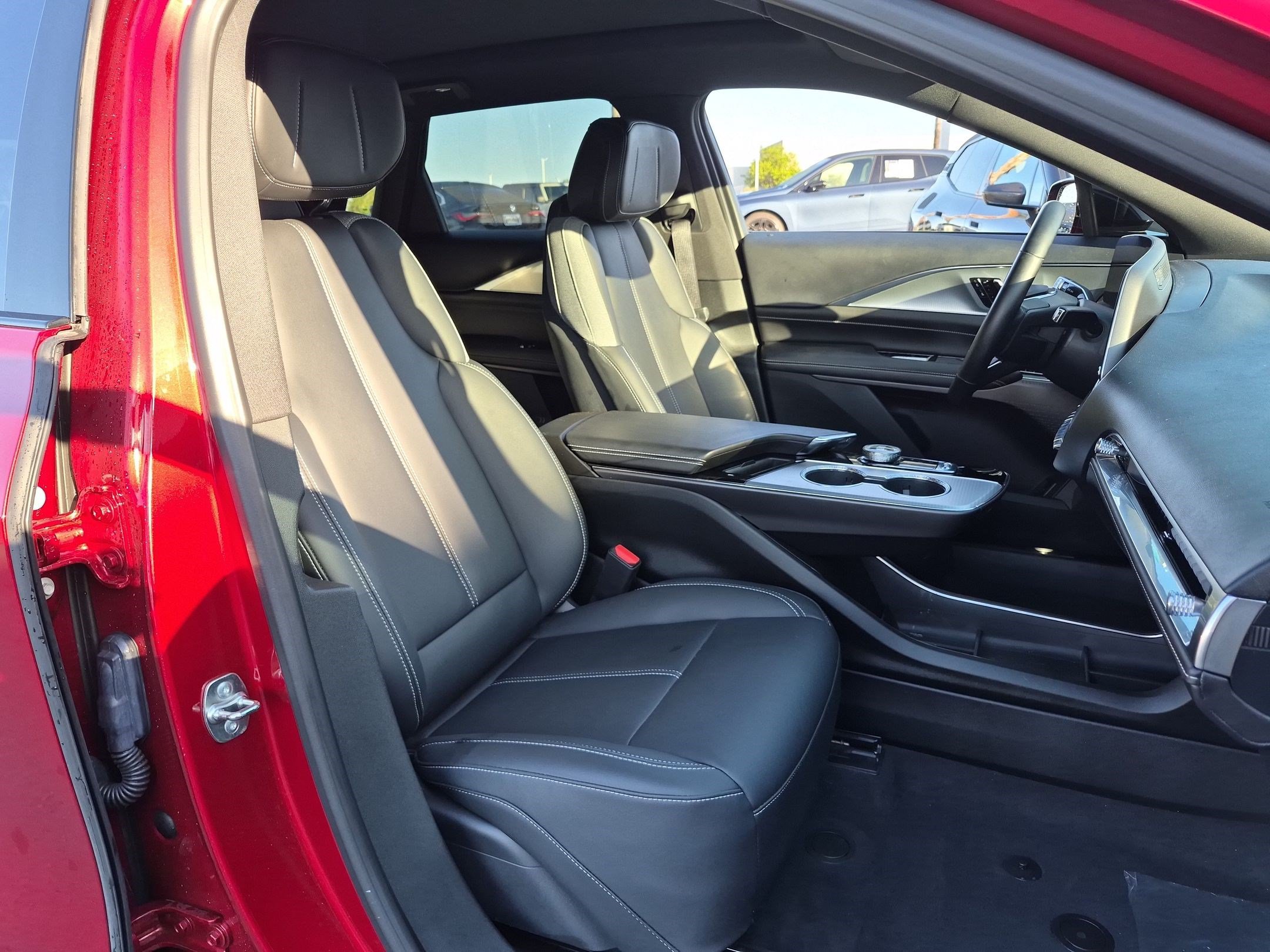 Used 2024 Cadillac Lyriq Tech w/ LPO, Floor Liner Package RWD image 30