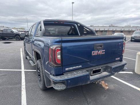 Used 2017 GMC Sierra 1500 SLT w/ All Terrain X Package AWD/4WD image 6