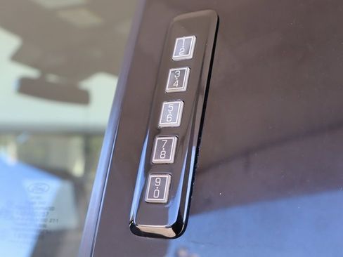 Used 2022 Ford F250 Lariat w/ Lariat Ultimate Package image 15