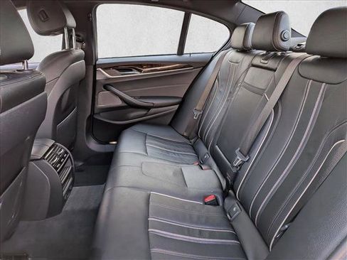 Used 2017 BMW 540i image 11