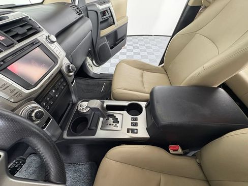 Used 2013 Toyota 4Runner Limited AWD/4WD image 26