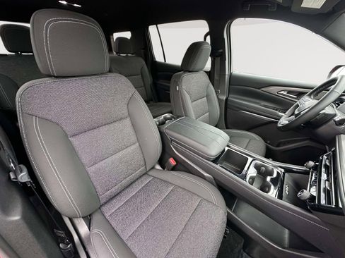 Certified 2025 Chevrolet Traverse LT w/ Driver Confidence Package image 28