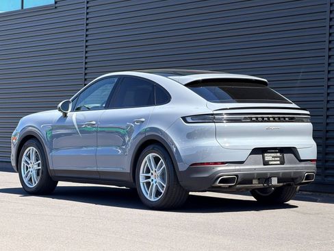 Certified 2026 Porsche Cayenne Coupe AWD/4WD image 4